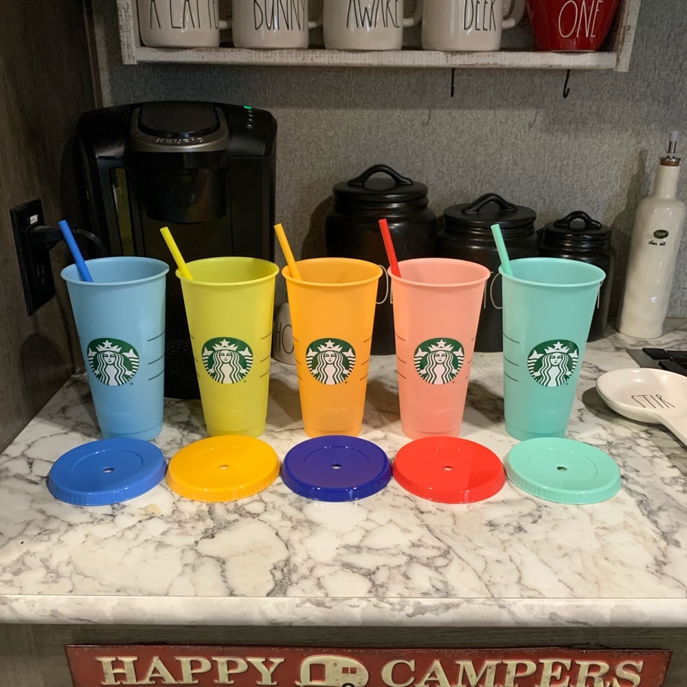 Starbucks Color changing cups